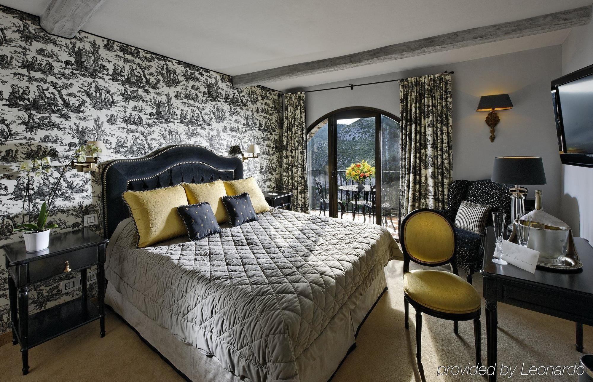 Chateau Eza Eze Room photo