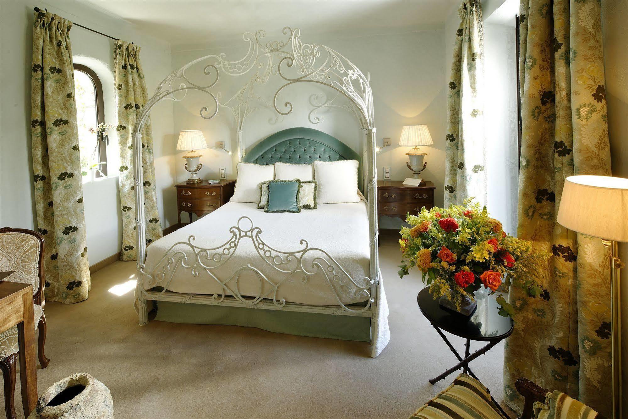 Chateau Eza Eze Room photo